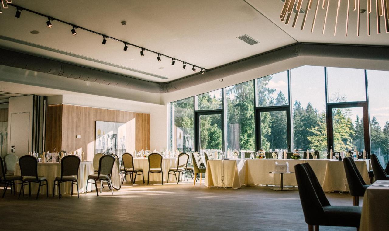 Complex Hotelier Cota O Mie Sinaia Exteriör bild