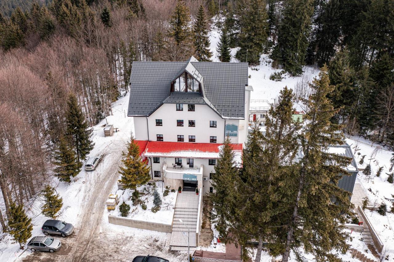 Complex Hotelier Cota O Mie Sinaia Exteriör bild