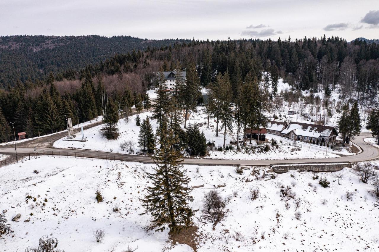 Complex Hotelier Cota O Mie Sinaia Exteriör bild
