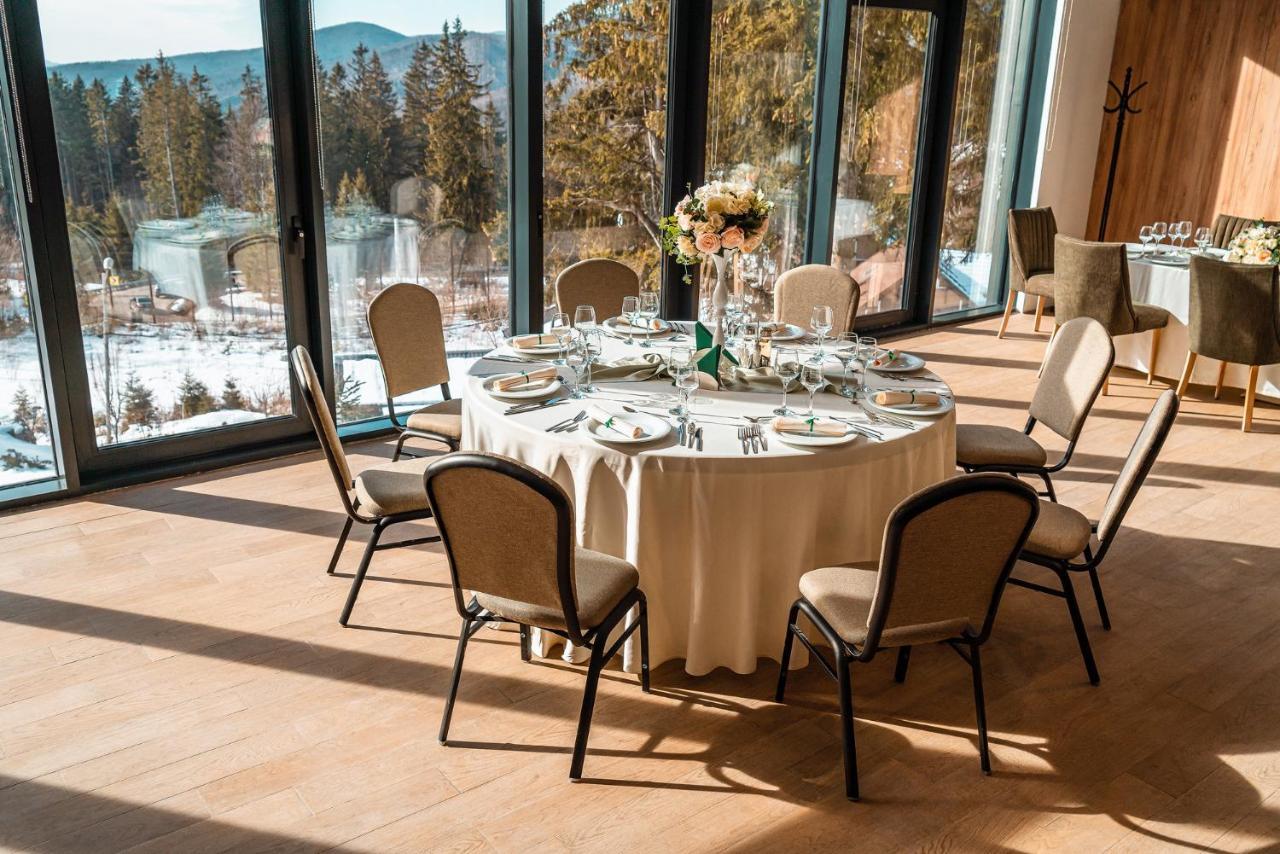 Complex Hotelier Cota O Mie Sinaia Exteriör bild