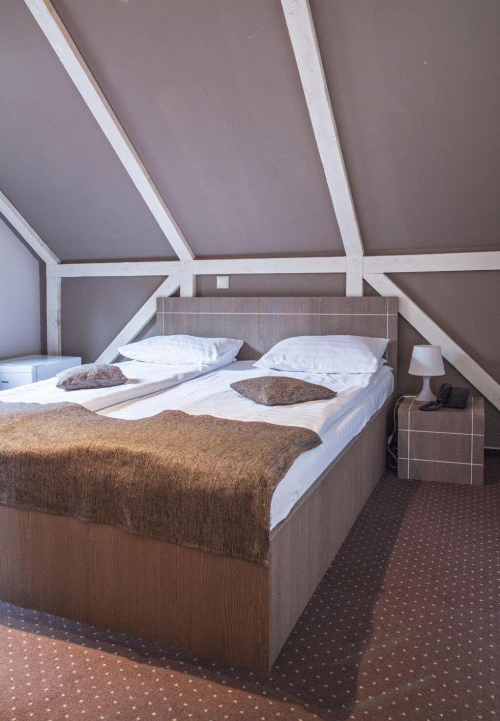 Complex Hotelier Cota O Mie Sinaia Exteriör bild