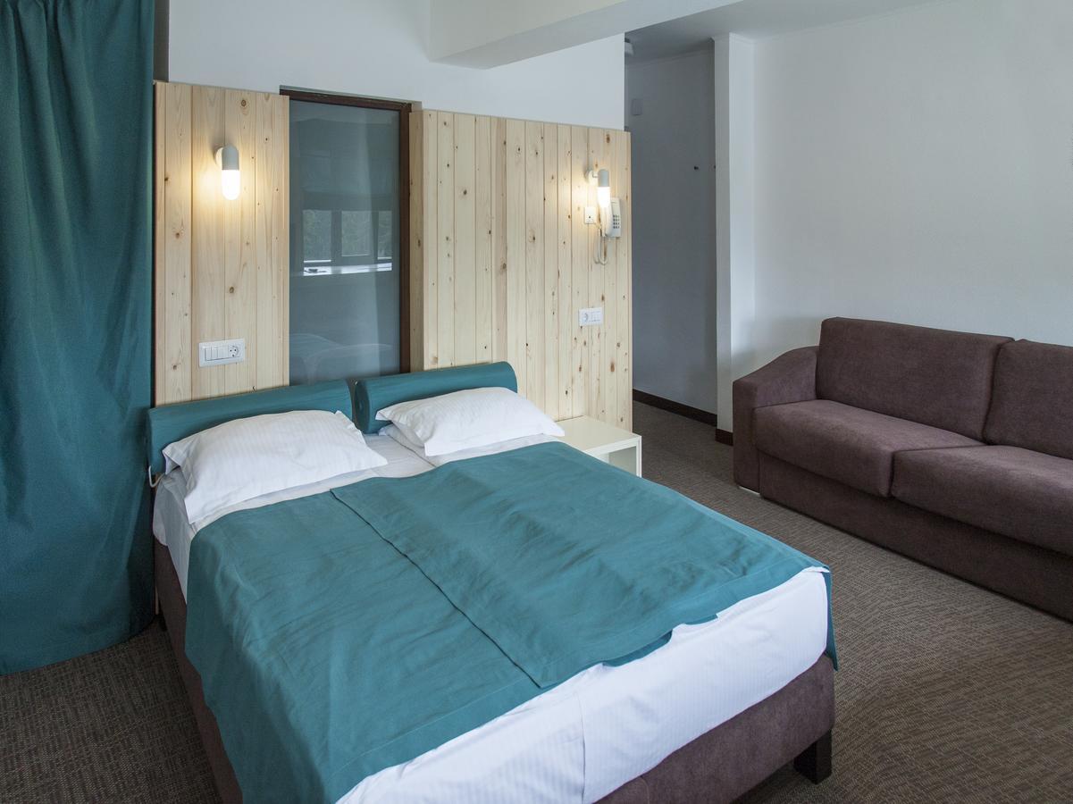 Complex Hotelier Cota O Mie Sinaia Exteriör bild