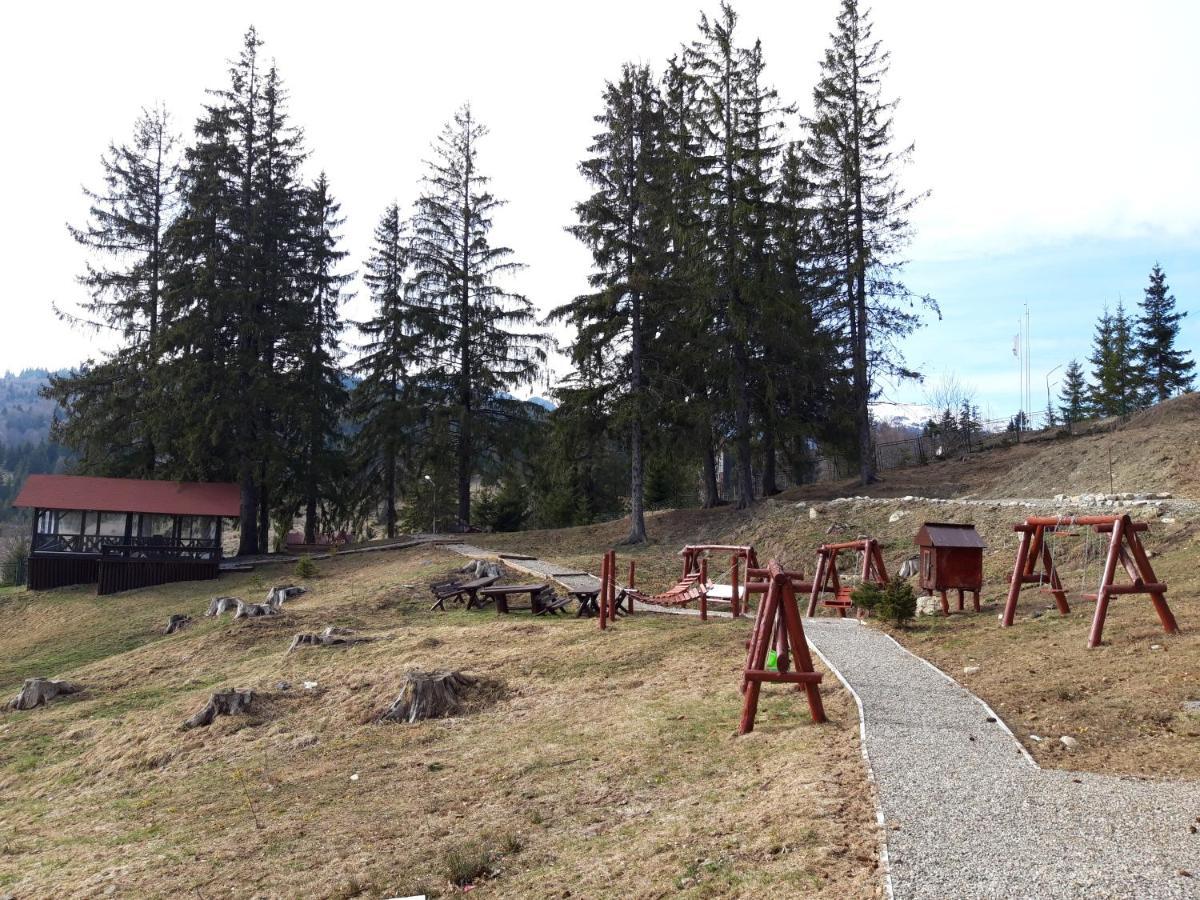 Complex Hotelier Cota O Mie Sinaia Exteriör bild