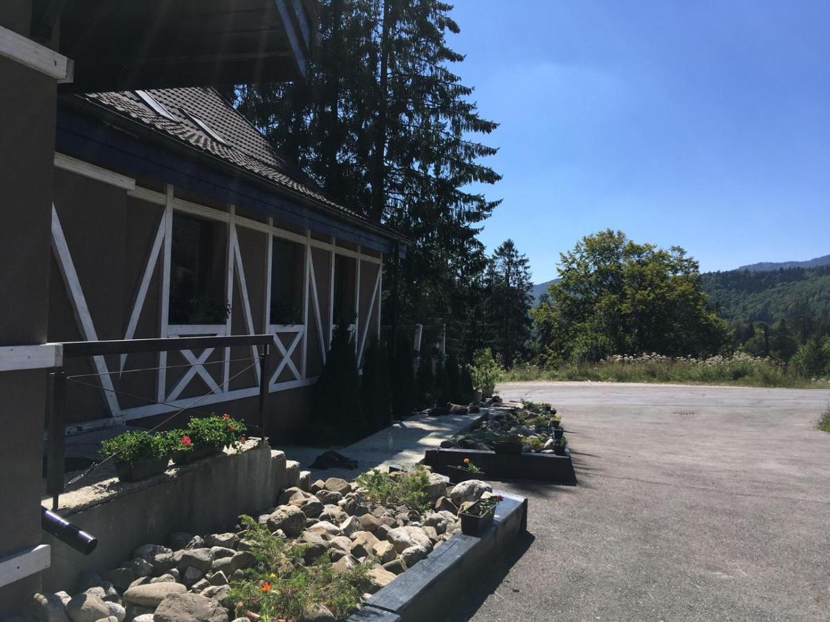 Complex Hotelier Cota O Mie Sinaia Exteriör bild